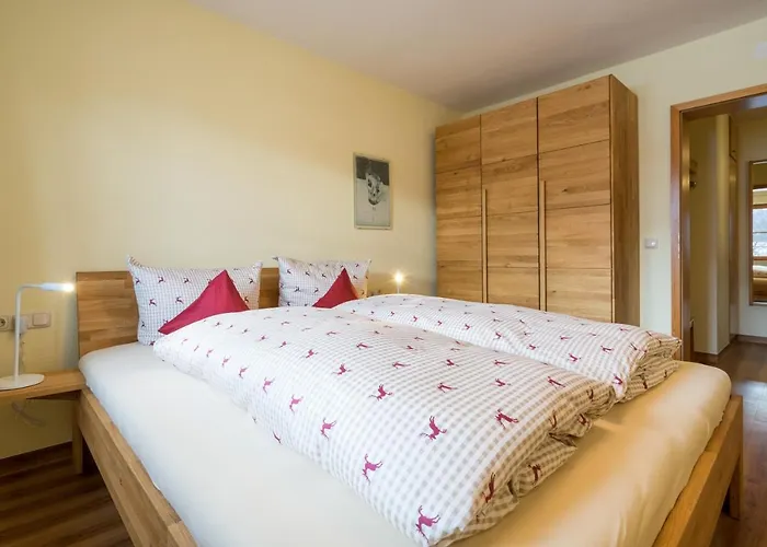 M. Schmidt Oberstdorf